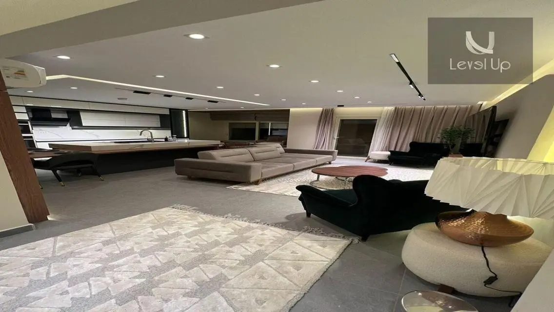 Ground floor with fully furnished garden in Stone