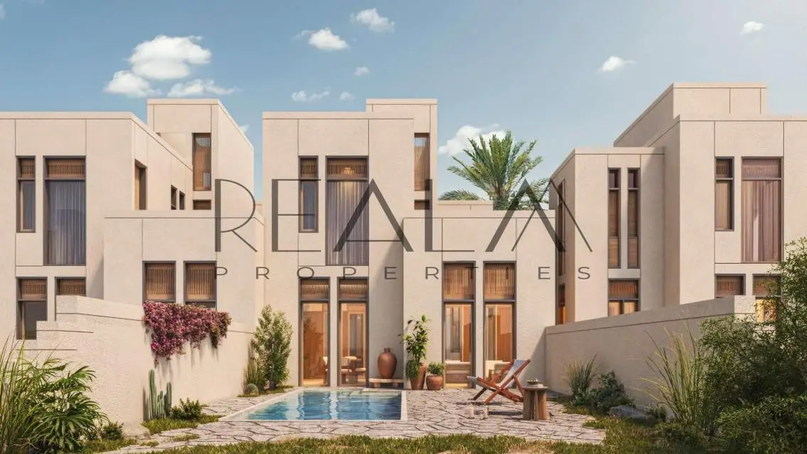 فيلا فاخرة للبيع في توبا مع مرافق متميزة