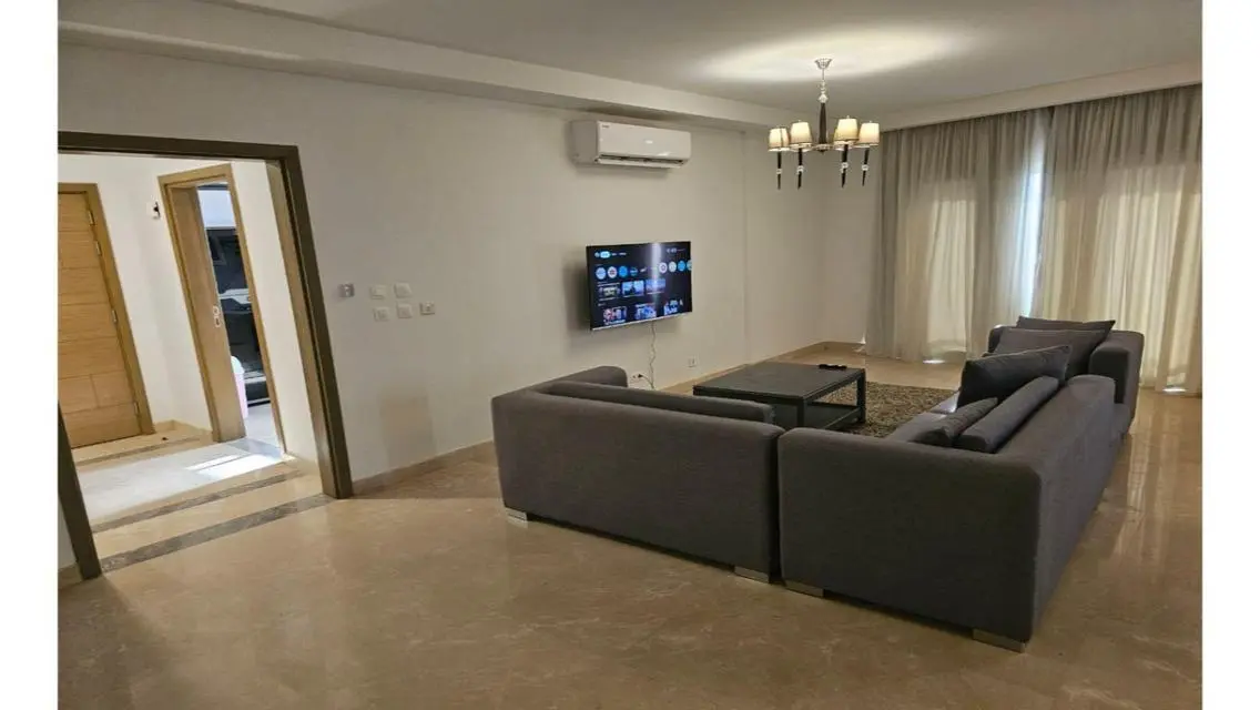 Furnished Apartment for Rent in Uptown