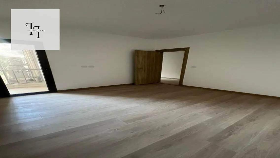 For Rent Flat With Private Garden Semi Furnished