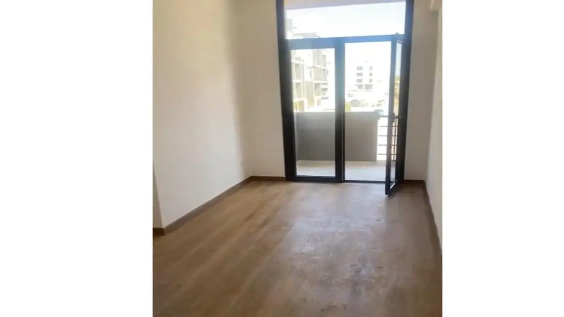 Apartment for rent in Fifth Square Al Marasem