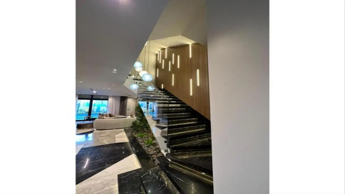 town house resale for sale Ready to move