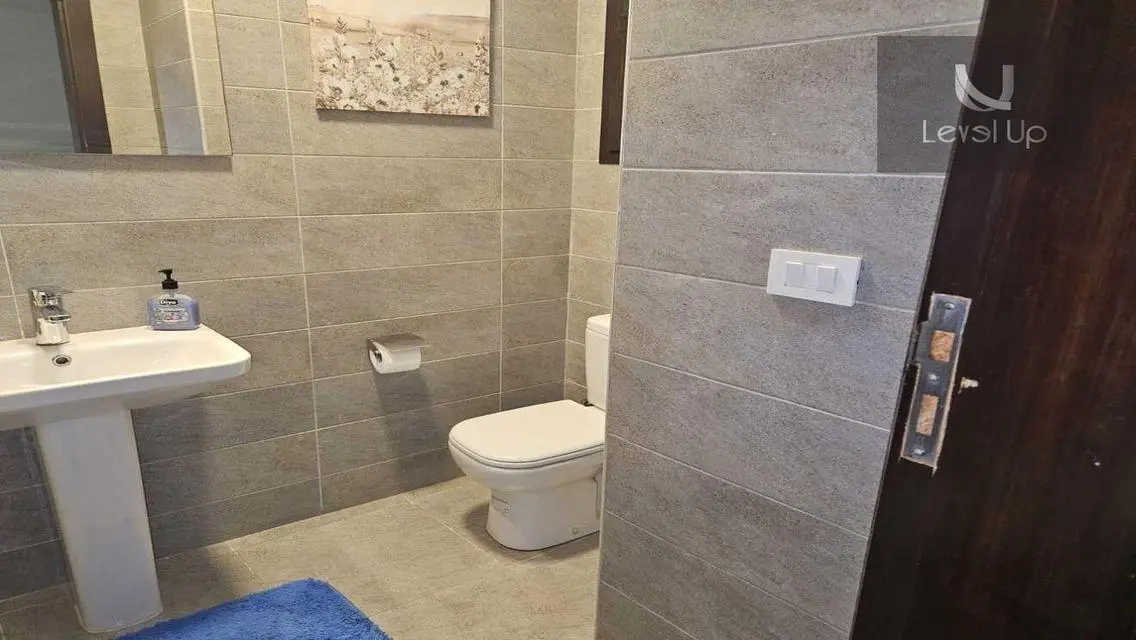 Duplex for sale with air conditioners in Eastown