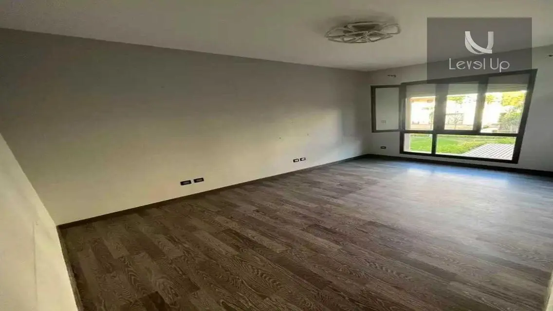 Duplex for sale with air conditioners in Eastown