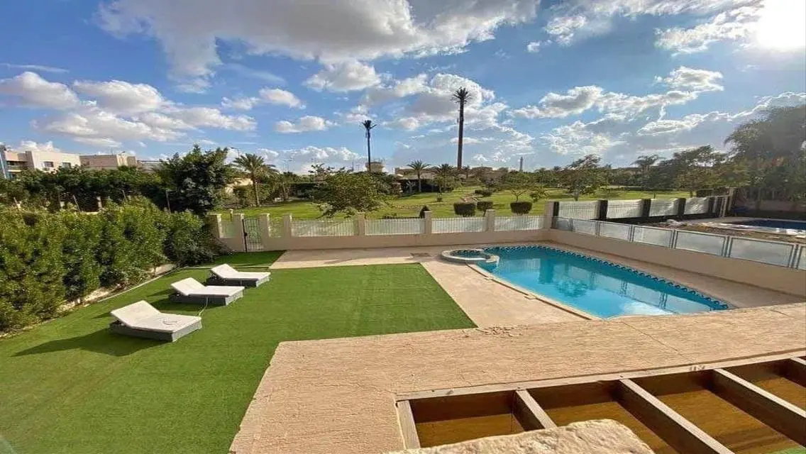 Villa for sale 450m VIP location in Stone Park