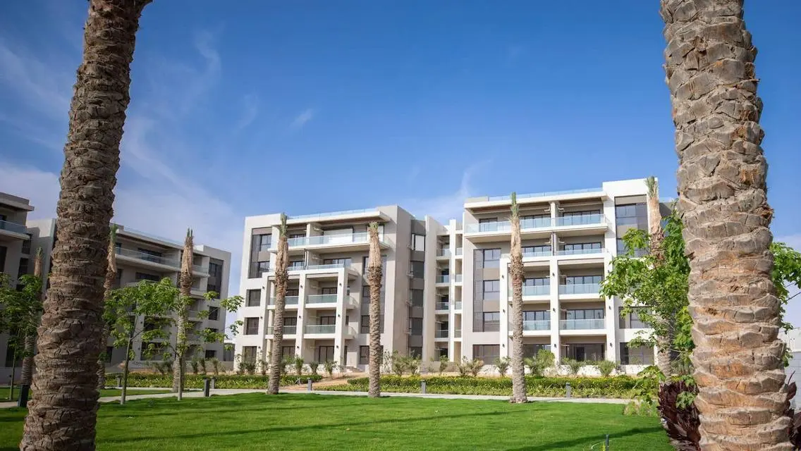 3 bedroom apartment lagoon view - ready to move