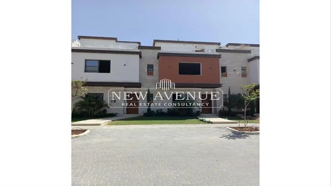 Townhouse Ready to move for sale in  Azzar 1