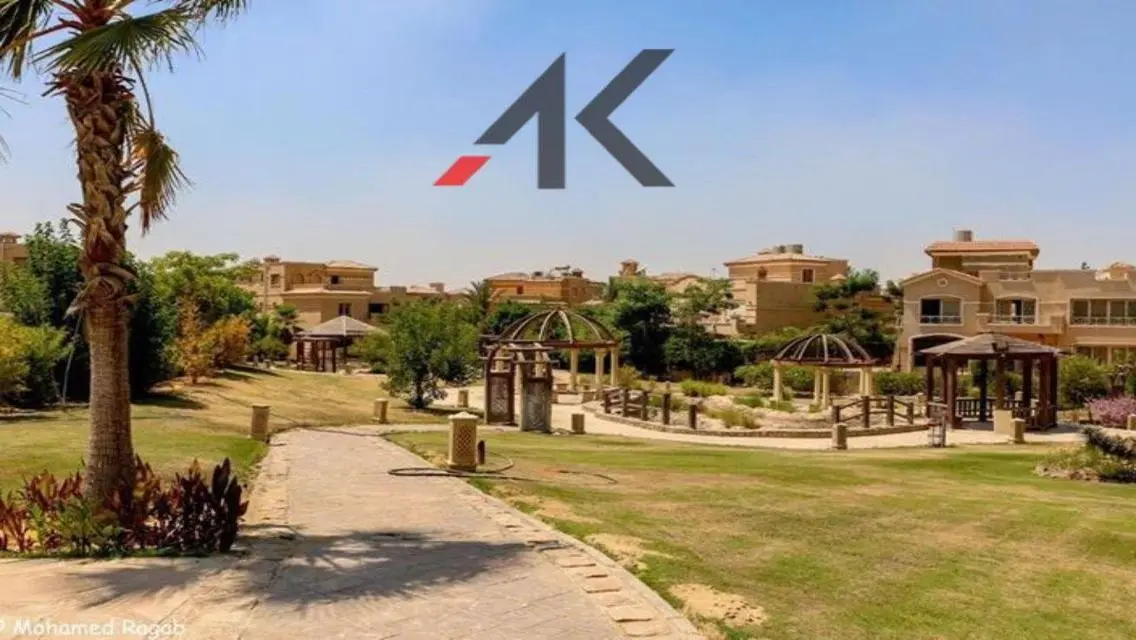 بموقع مميز فيلا مستقلة للبيع في جراند ريزيدنس
