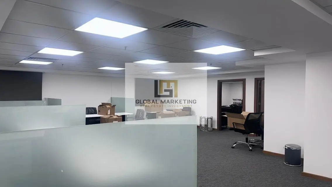 Furnished office for rent 500m on North 90th Stree
