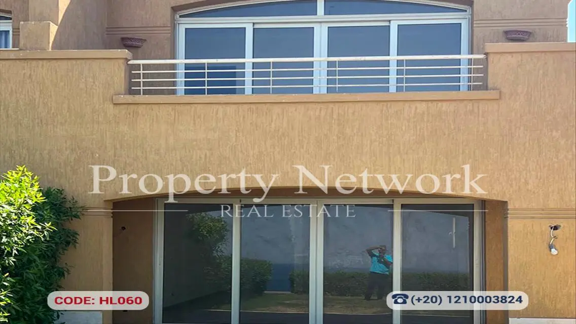 Twin House 180 m²  for Sale in Telal Sokhna