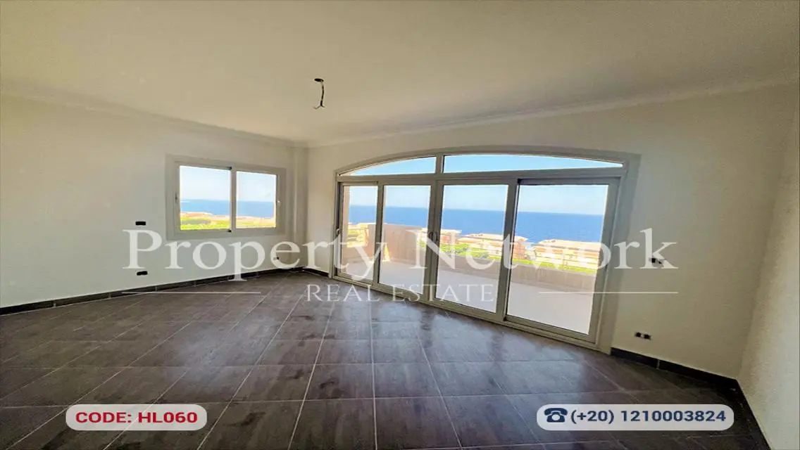 Twin House 180 m²  for Sale in Telal Sokhna