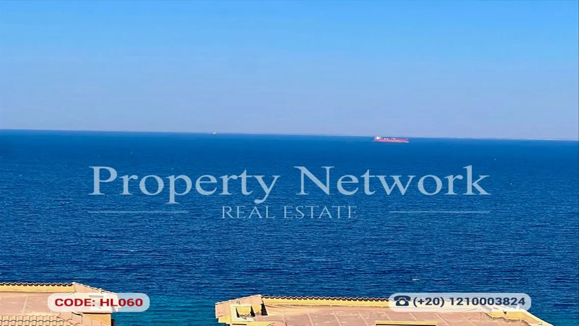 Twin House 180 m²  for Sale in Telal Sokhna