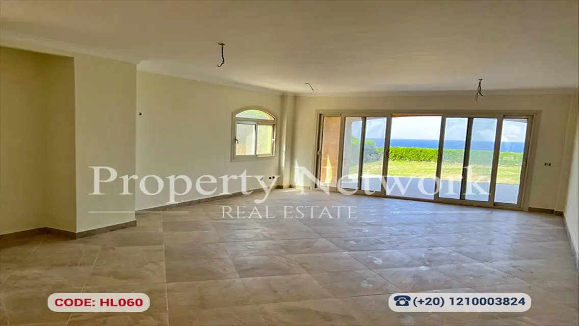 Twin House 180 m²  for Sale in Telal Sokhna