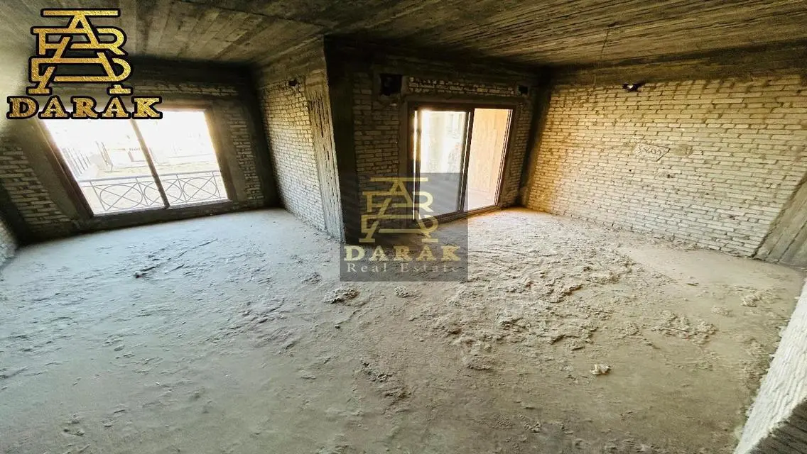Corner Villa for Sale in Madinaty Wide Garden View