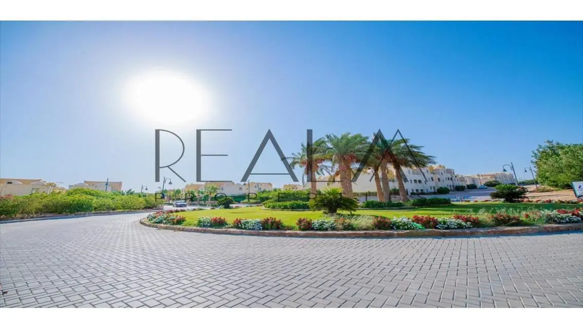 Twin House Directly on Lagoon, 0% Dp over 6 Years