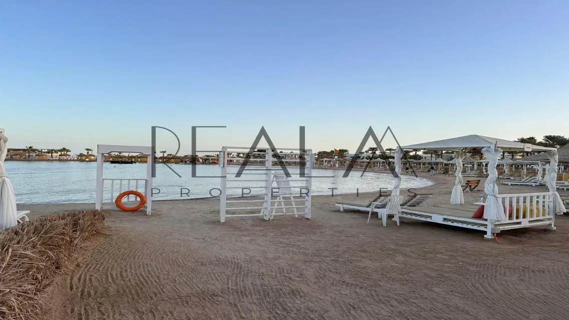 Twin House Directly on Lagoon, 0% Dp over 6 Years