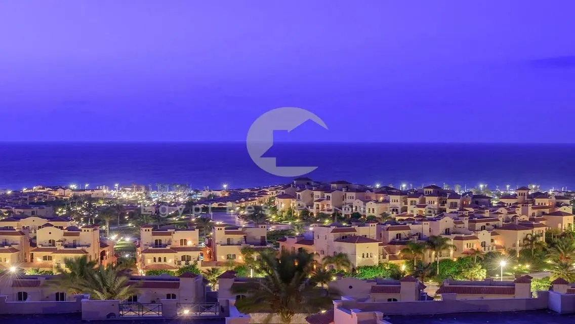 شاليه للبيع في لافيستا استلام قريب متشطب يري البحر