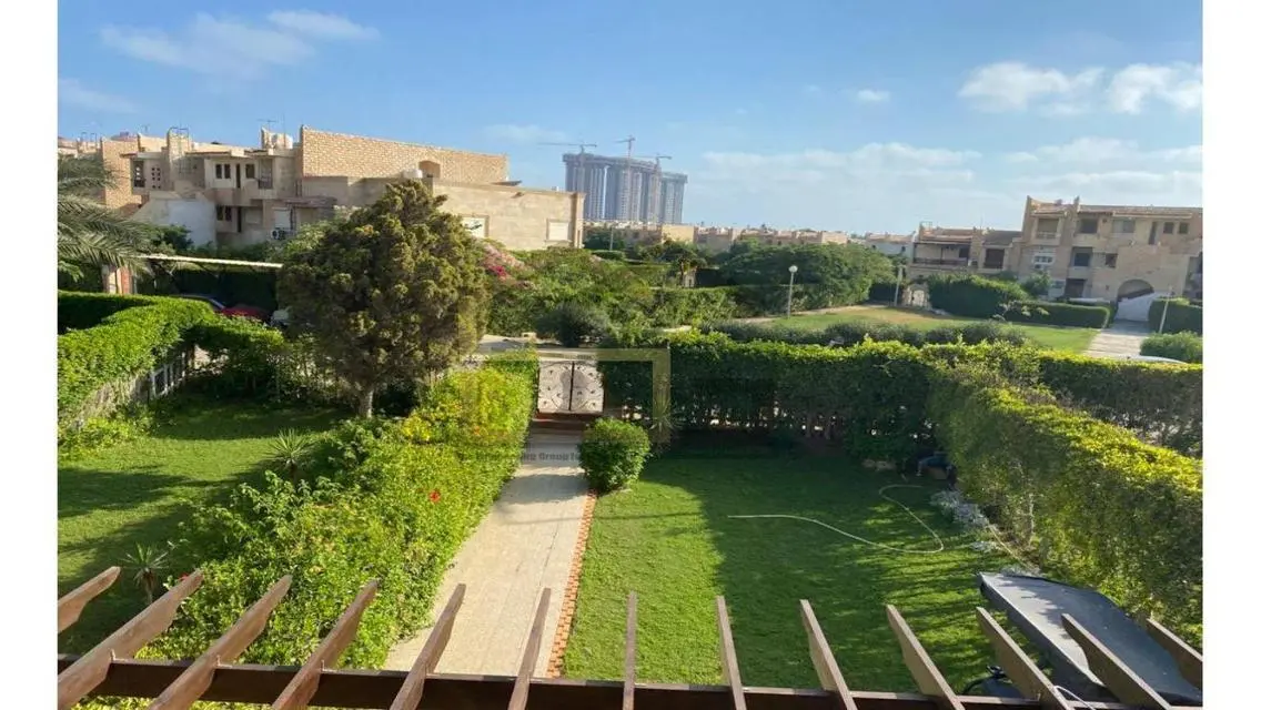 للبيع شاليه دور اول  بحري في مارينا 7 العلمين