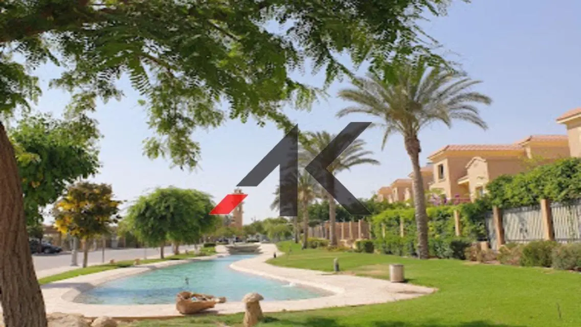فيلا مستقلة مميزة- تشطيب 75 % - للبيع في لوروا