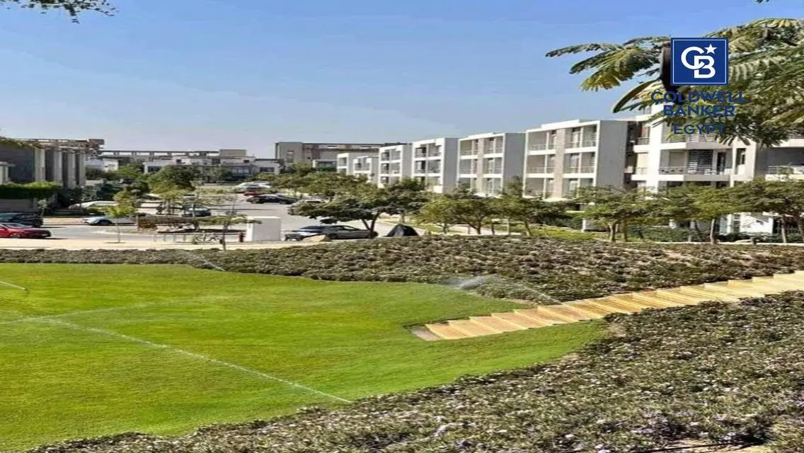 شقه ارضي بجاردن ريسيل استلام فوري في تاج سلطان