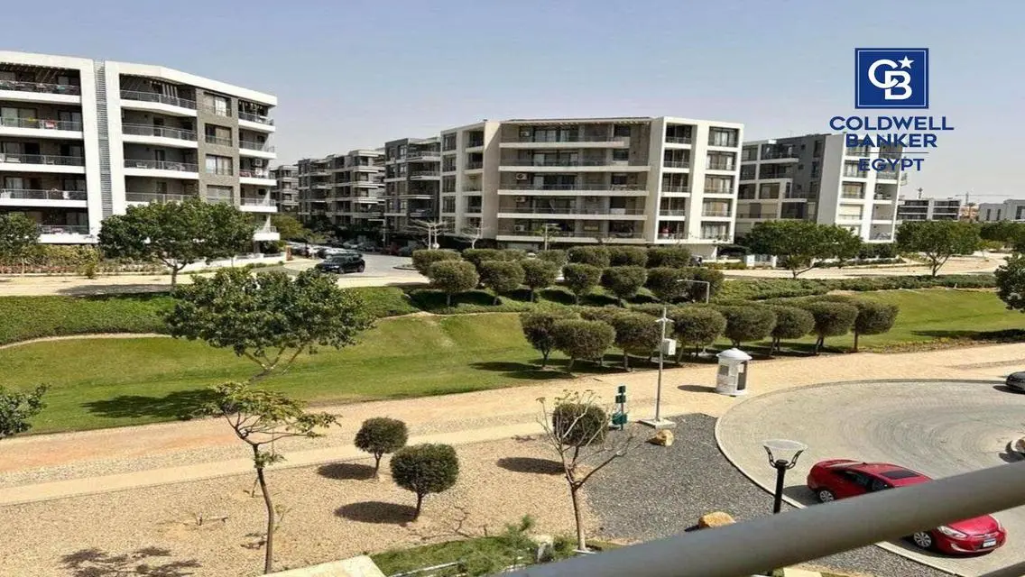 شقه ارضي بجاردن ريسيل استلام فوري في تاج سلطان