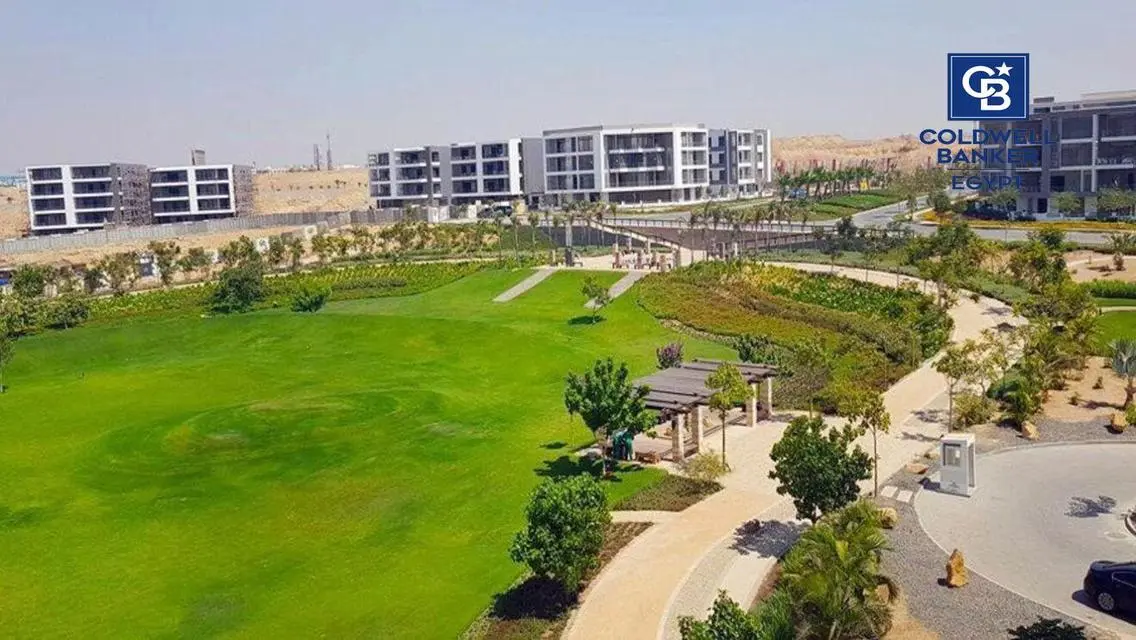 شقه ارضي بجاردن ريسيل استلام فوري في تاج سلطان