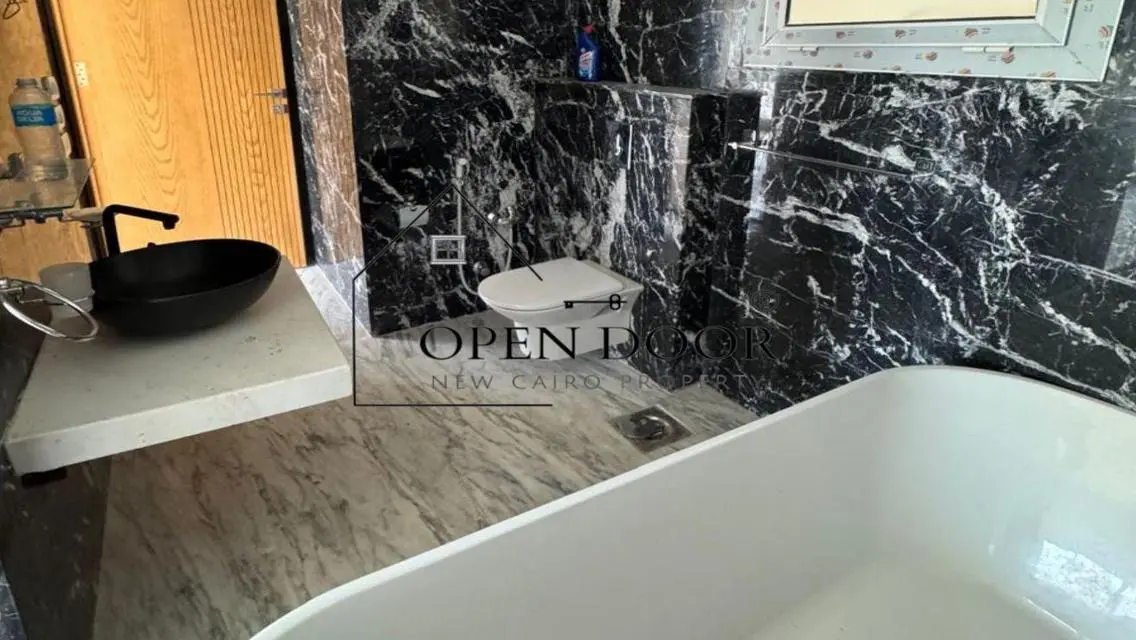 Luxury Apartment with Stunning Views for Sale
