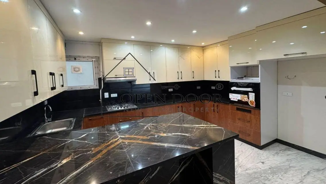 Luxury Apartment with Stunning Views for Sale
