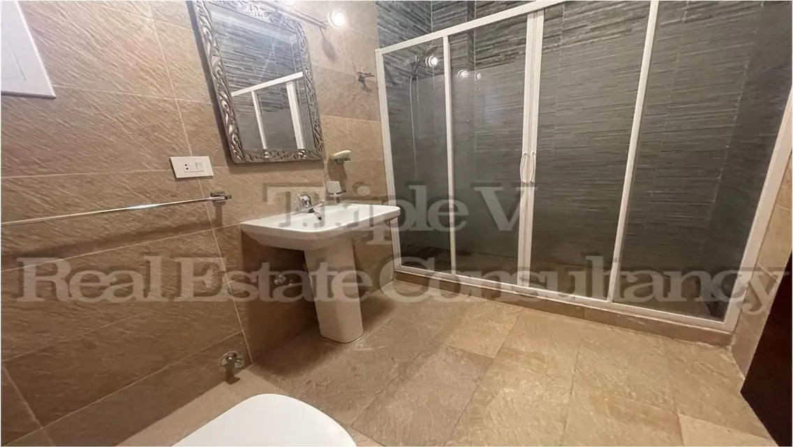 With Kitchen, Appliances And Ac&#39;s Landscape View