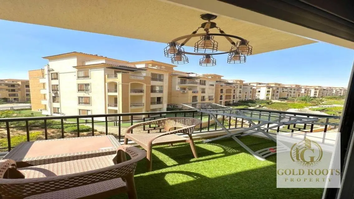Super Lux Unfurnished in Stone Residence Compound