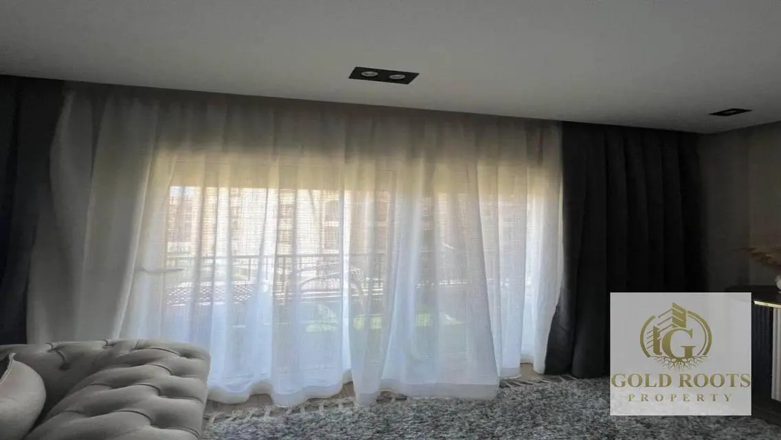 Super Lux Unfurnished in Stone Residence Compound