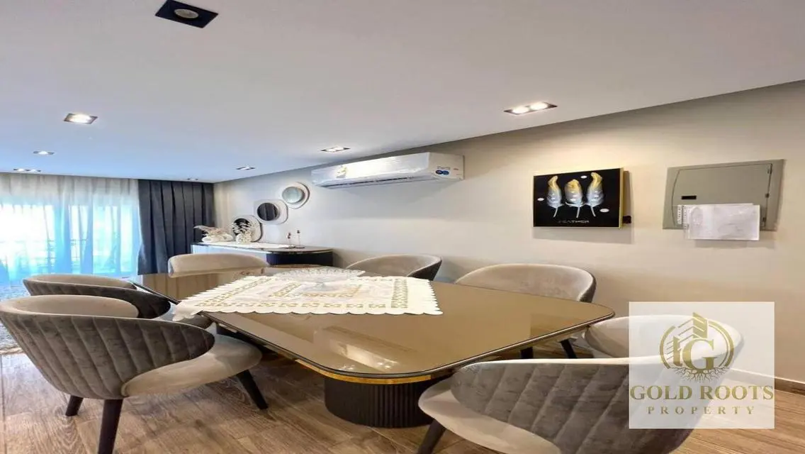 Super Lux Unfurnished in Stone Residence Compound