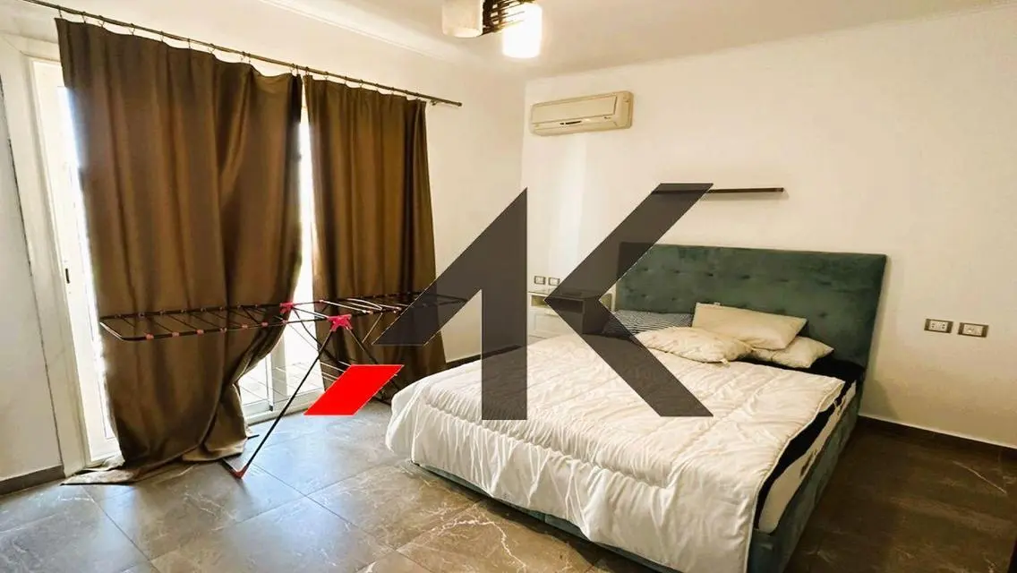 Furnished Apartment in Mountain View Hyde Park