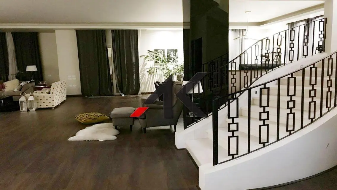 luxurious Finished Stand Alone For Sale-Les Rois