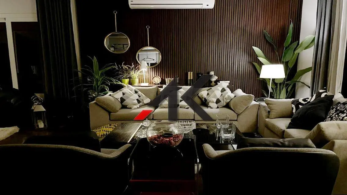 luxurious Finished Stand Alone For Sale-Les Rois