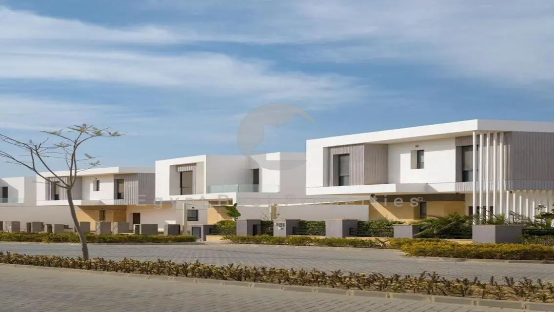 Large Villa for sale in New Cairo Golden Square