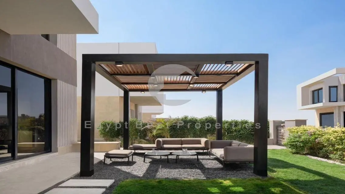 Large Villa for sale in New Cairo Golden Square