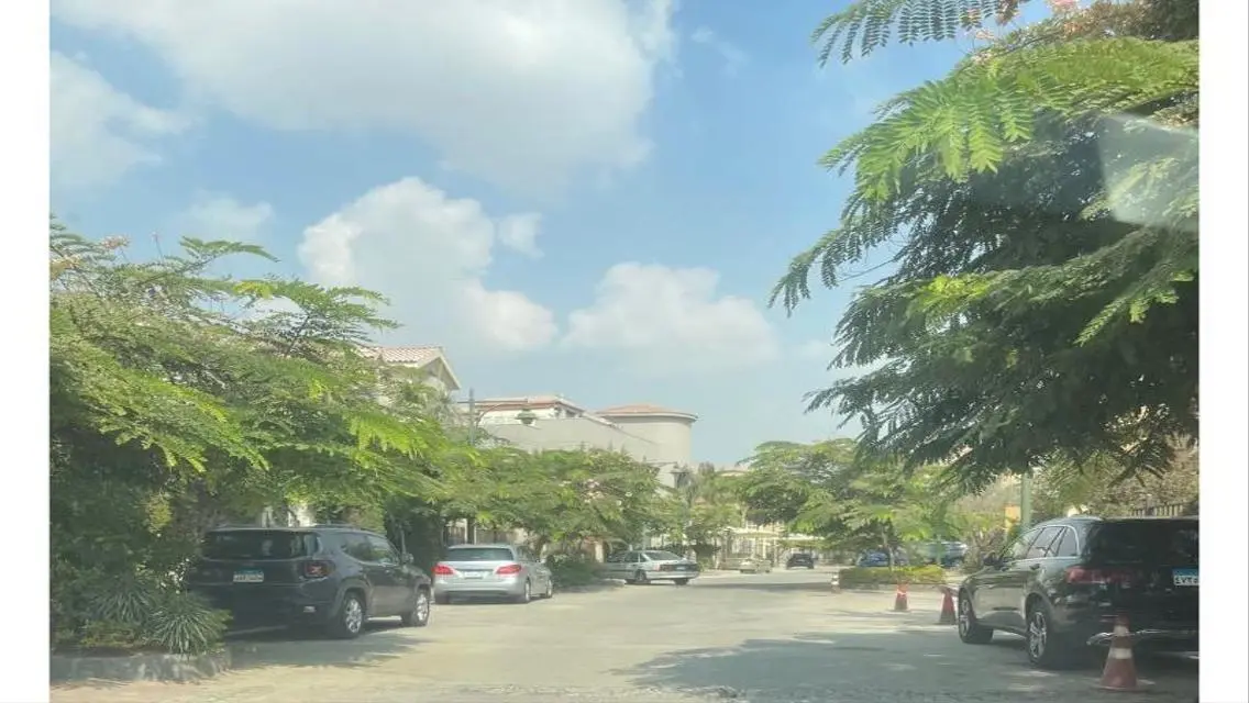 Stand alone Semi Furnished for sale Katameya hills