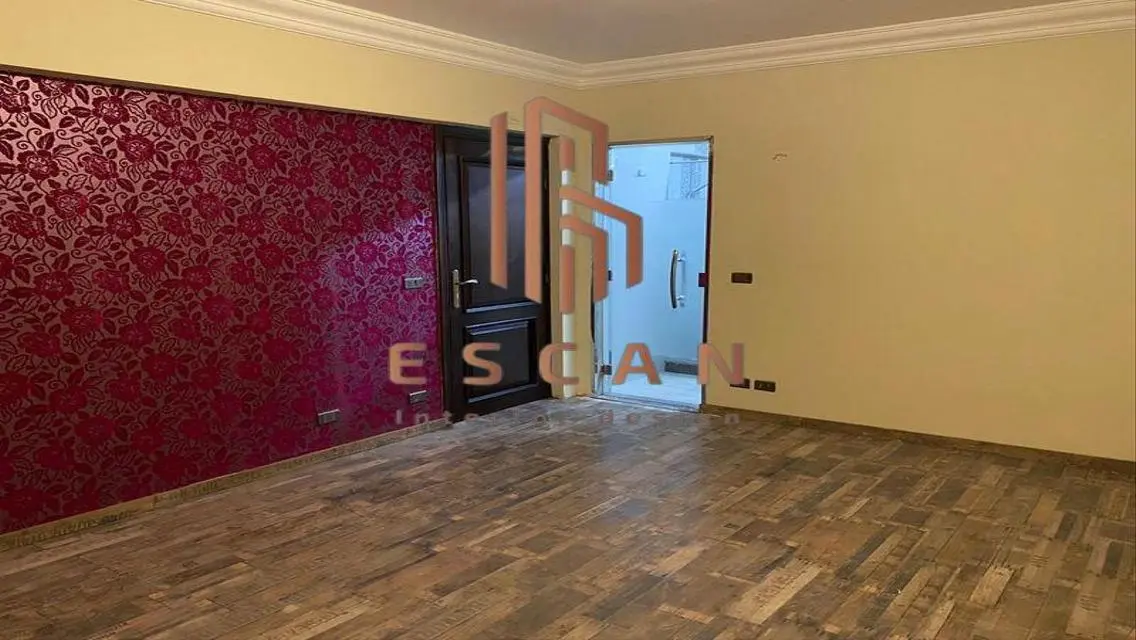شقة بيع فى الرحاب فيو وايد جاردن بالقرب من الحدمات