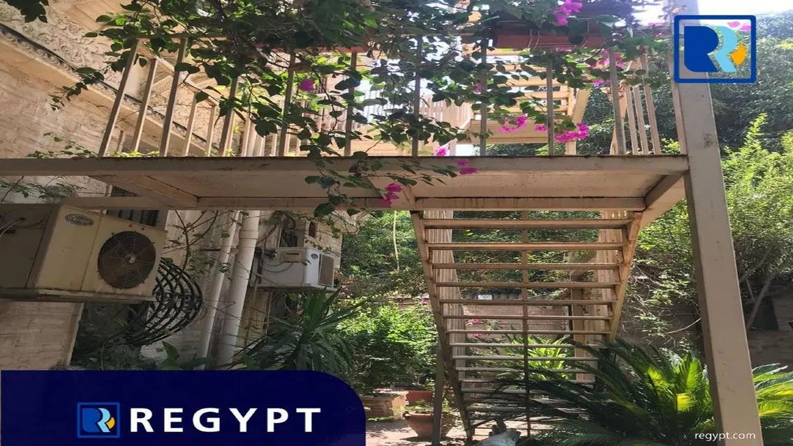 Villa For Sale In Sarayat El Maadi
