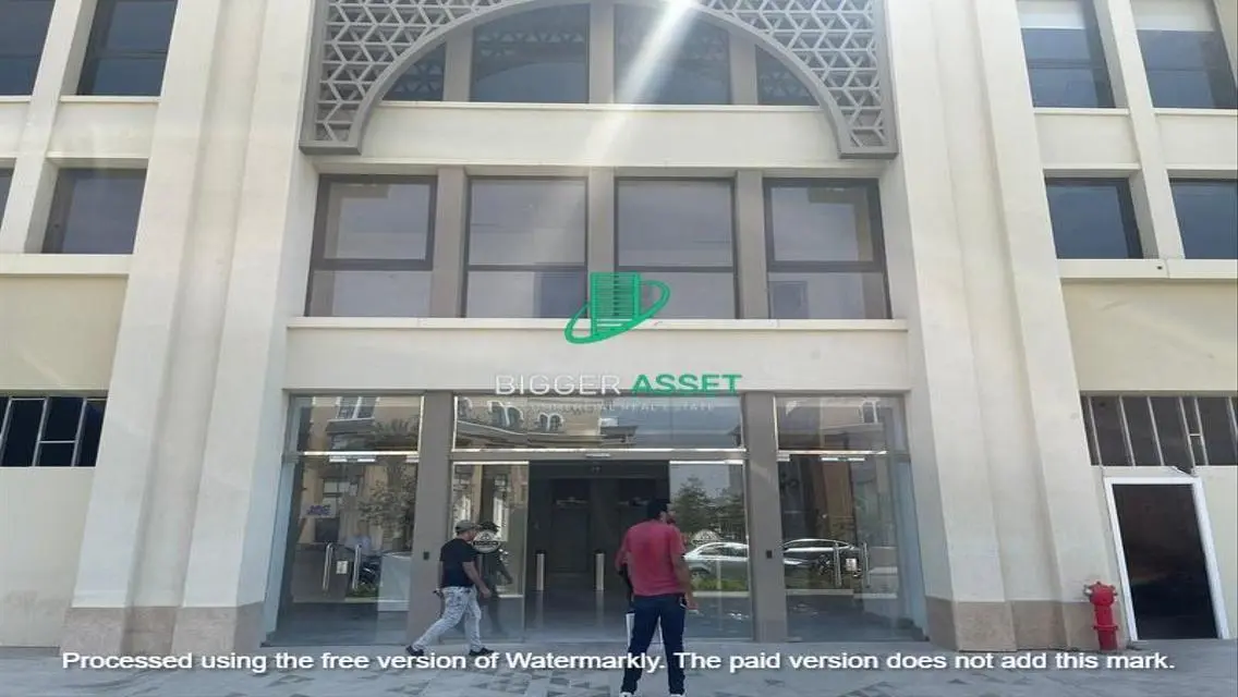 شقة مميزة بمساحة 3500 متر للإيجار