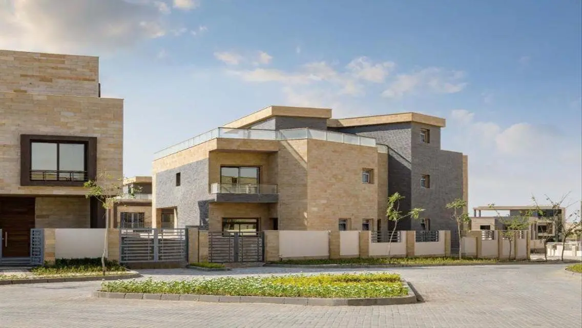Villa for sale in Sarai Compound in installments