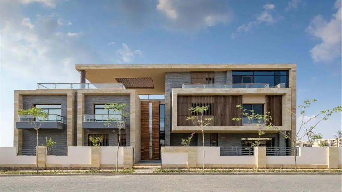 Villa for sale in Sarai Compound in installments