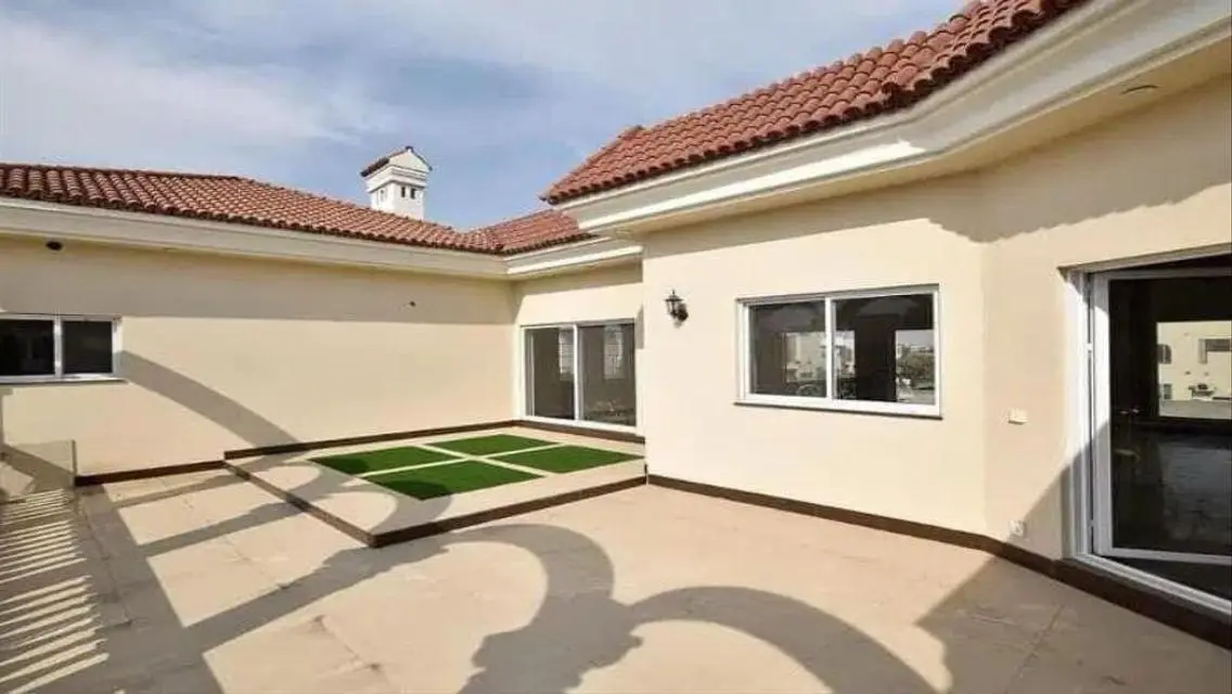 Villa for sale in Sarai Compound in installments