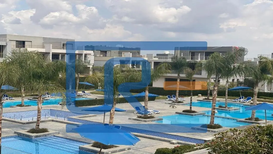 TownHouse Semi finished  for sale Patio Zahra