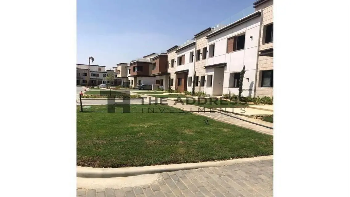 installments 10yrs Own a Townhouse in AZZAR