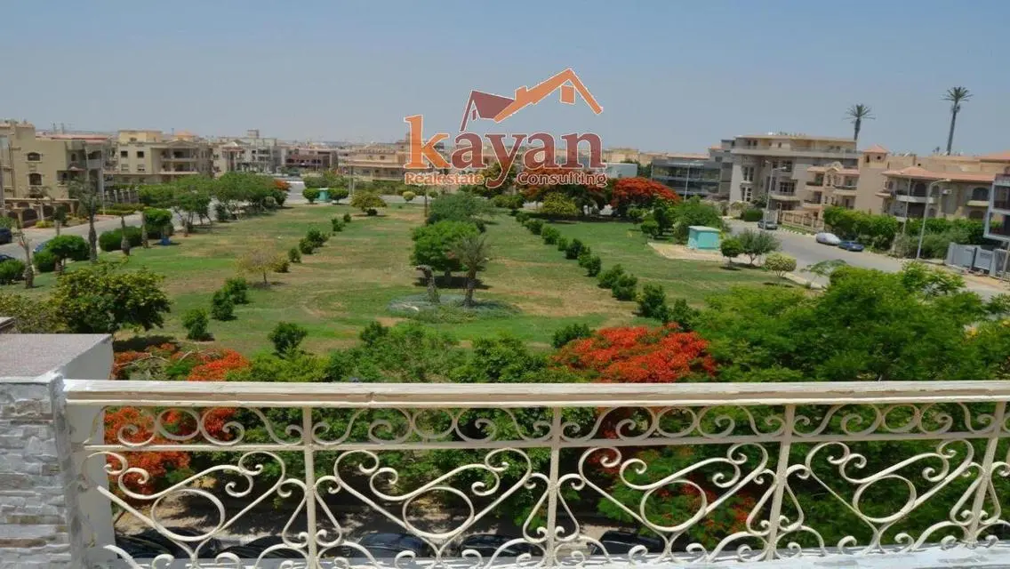 للبيع روف فيو جاردن 4 غرف في الياسمين 8 فيلات