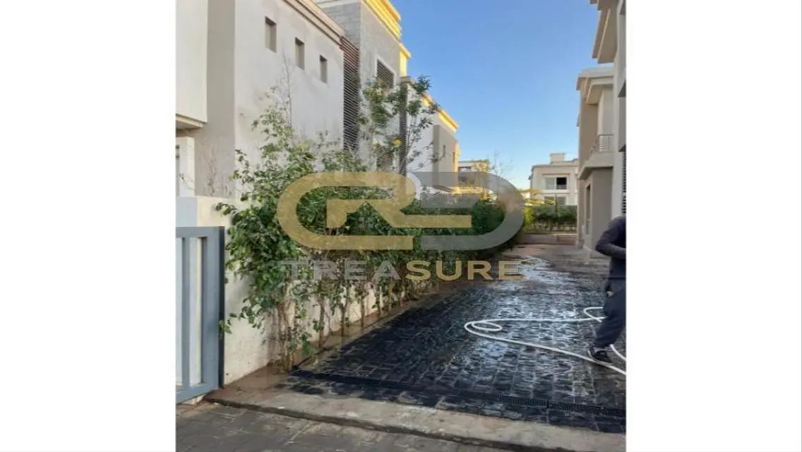 Standalone Villa rent in CFC-Oriana with Kitchen .