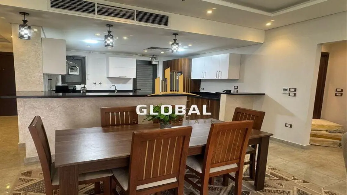 Stunning Apartment with Full Amenities in Prime Location