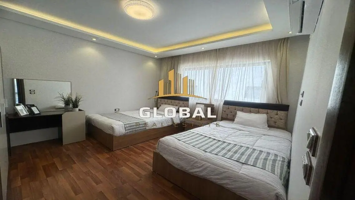 Stunning Apartment with Full Amenities in Prime Location